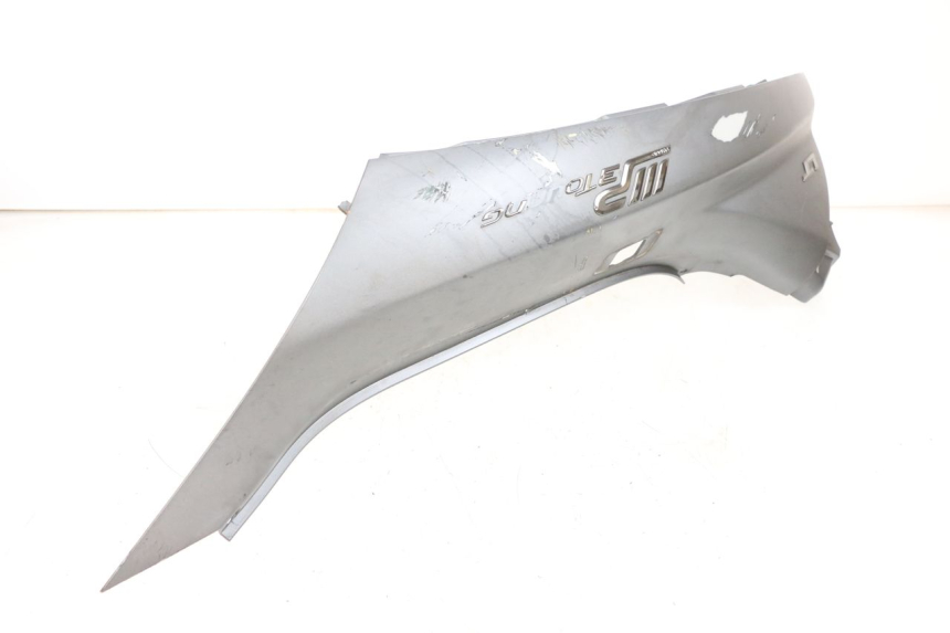 photo de PRAWY TYLNY BOK PIAGGIO MP3 500 (2011 - 2015) - Szczegół części