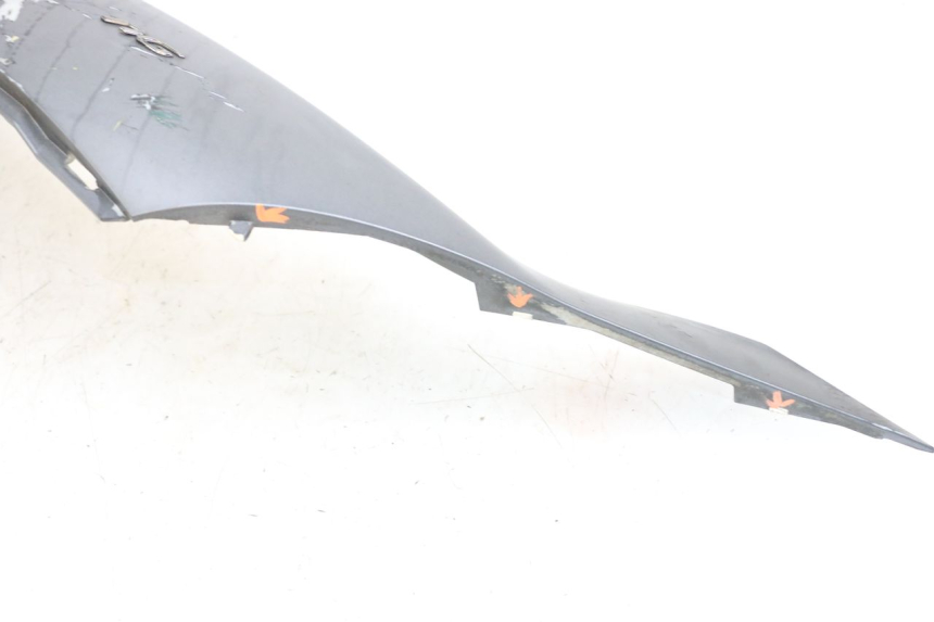 photo de PRAWY TYLNY BOK PIAGGIO MP3 500 (2011 - 2015) - Zoom stanu zużycia