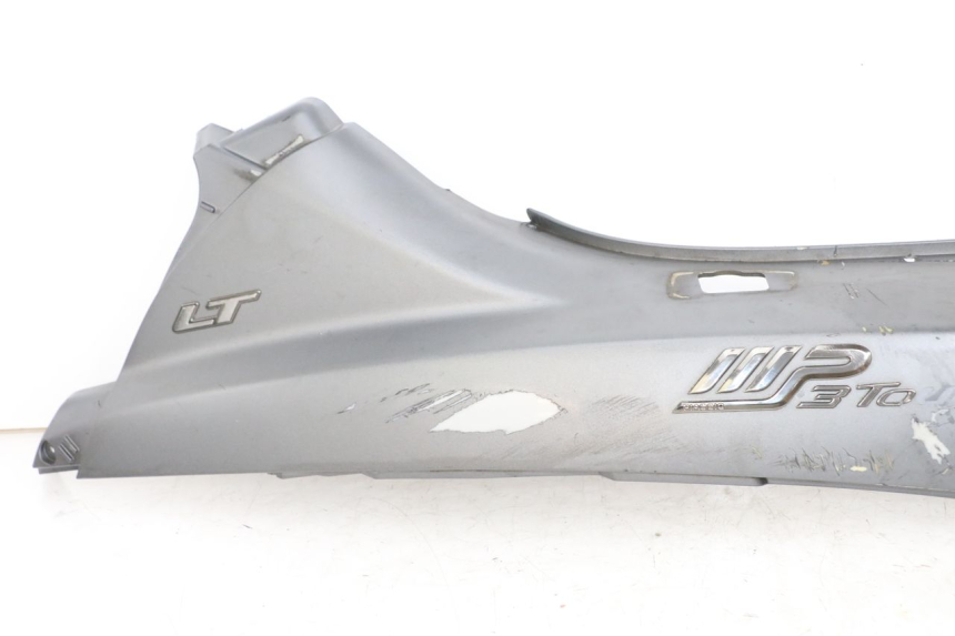 photo de PRAWY TYLNY BOK PIAGGIO MP3 500 (2011 - 2015) - Widok ogólny