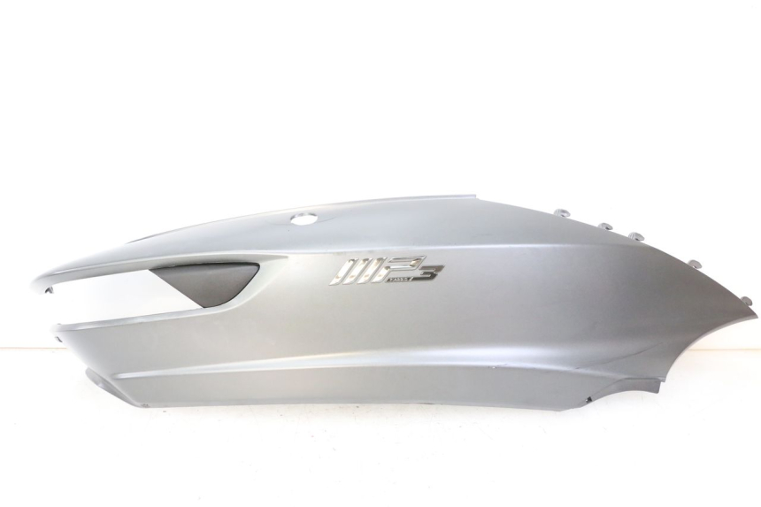 photo de PRAWY TYLNY BOK PIAGGIO MP3 500 (2014 - 2017) - Widok główny