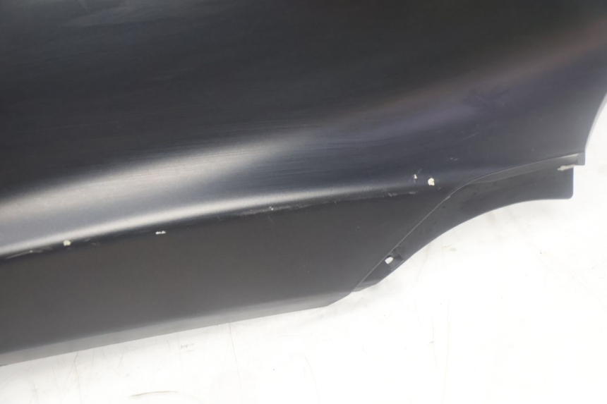 photo de PRAWY TYLNY BOK PIAGGIO MP3 500 (2016 - 2018) - Punkty mocowania
