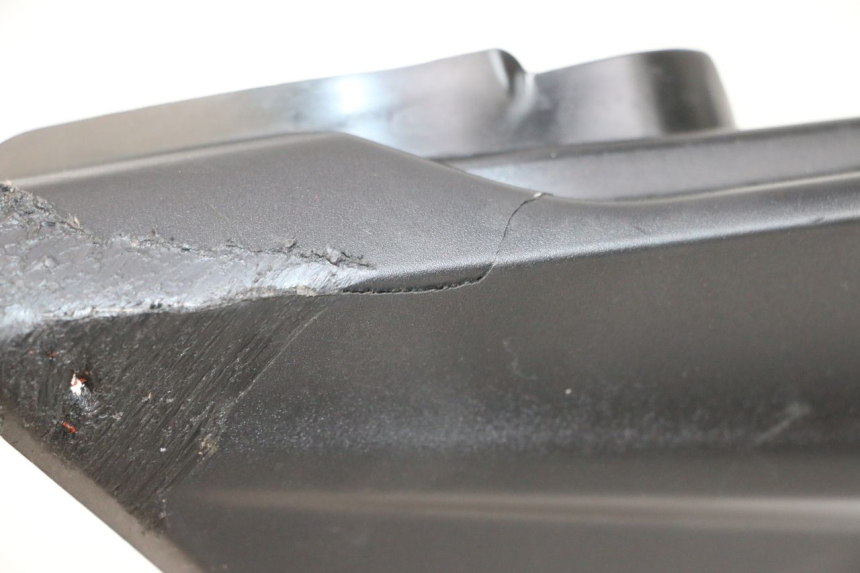 photo de PRAWY TYLNY BOK YAMAHA MT-07 MT07 ABS 700 (2018 - 2020) - Zoom stanu zużycia