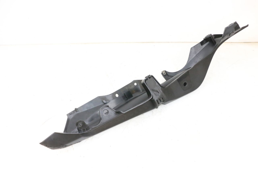 photo de PRAWY TYLNY BOK YAMAHA MT-07 MT07 ABS 700 (2018 - 2020) - Stan powierzchni