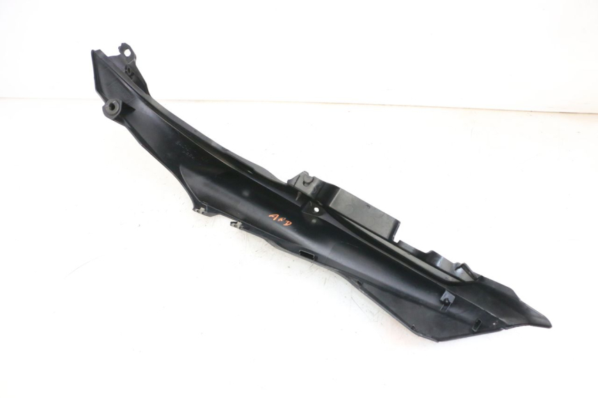 photo de PRAWY TYLNY BOK YAMAHA MT-07 MT07 ABS 700 (2018 - 2020) - Część sprawdzona