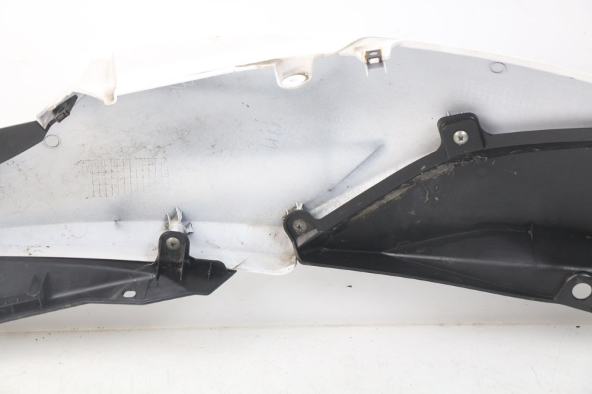 photo de PRAWY TYLNY BOK MBK MW TRYPTIK 125 (2017 - 2022) - Punkty mocowania