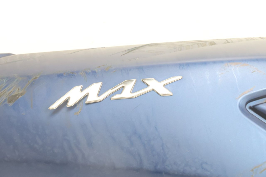 photo de PRAWA TYLNA STRONA YAMAHA N-MAX NMAX 125 (2021 - 2024) - Zbliżenie techniczne