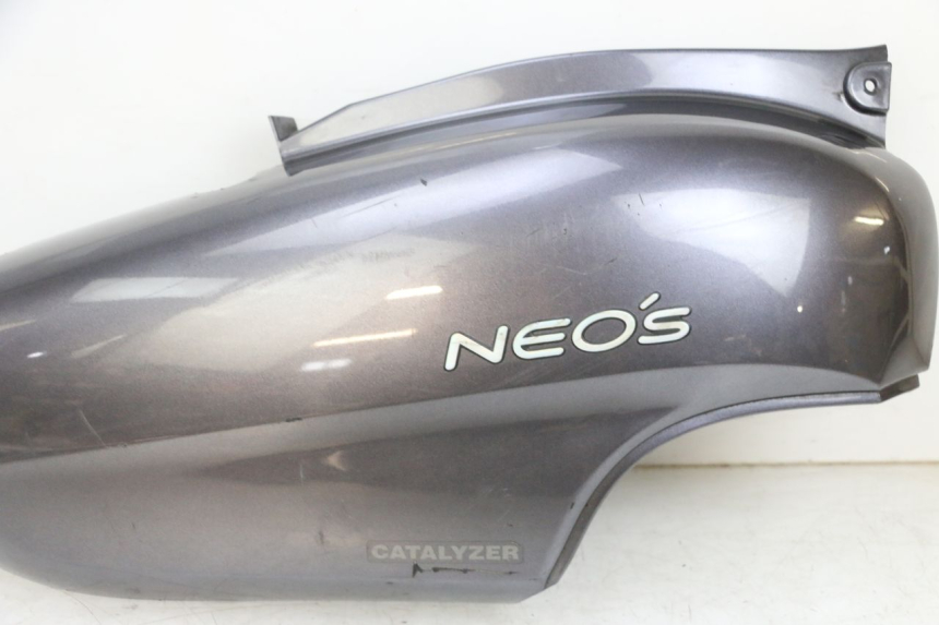 photo de PRAWY TYLNY BOK YAMAHA NEO'S NEOS 2T 50 (1998 - 2007) - Zbliżenie komponentów