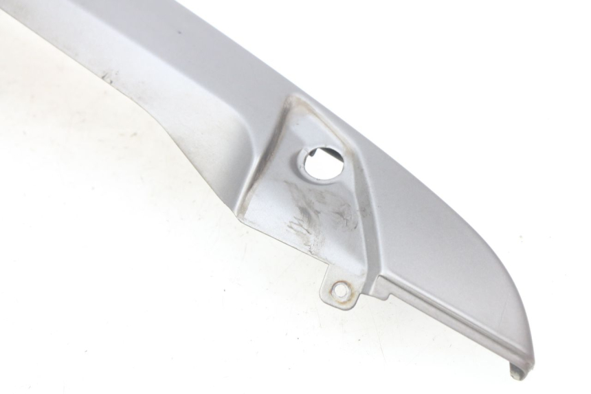 photo de PRAWY TYLNY BOK GILERA NEXUS 125 (2009 - 2013) - Oznaczenia i referencje