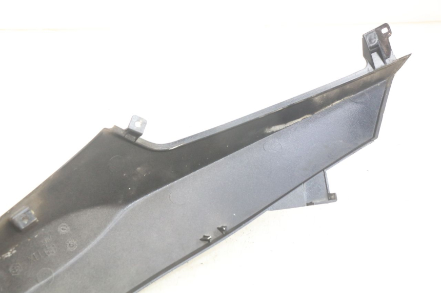 photo de PRAWY TYLNY BOK GILERA NEXUS 125 (2007 - 2009) - Zbliżenie techniczne