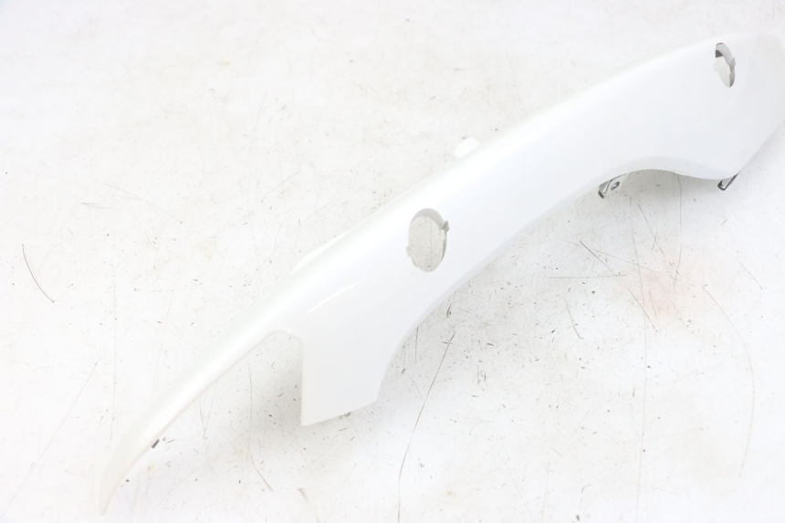 photo de PRAWY TYLNY BOK MOTO GUZZI NORGE 8V GT 1200 (2011 - 2016) - Punkty mocowania