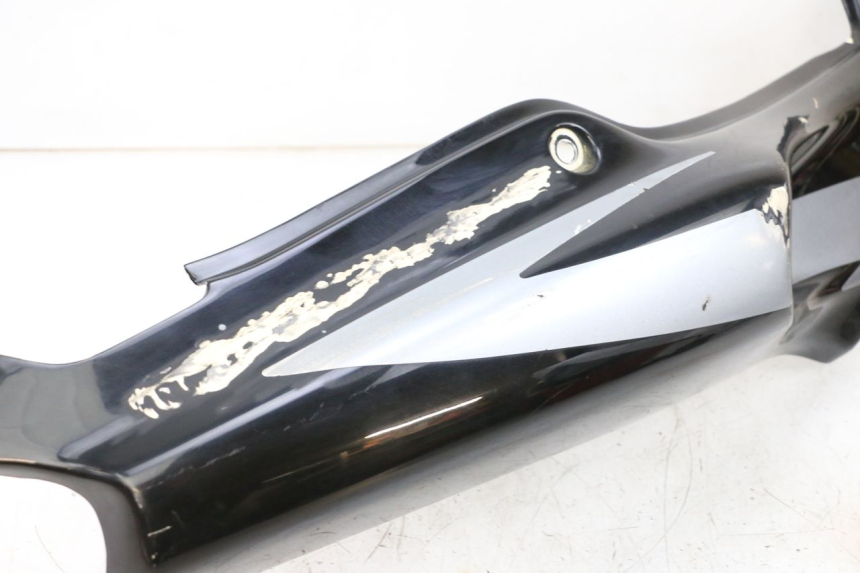 photo de PRAWY TYLNY BOK HONDA NSR R 125 (1994 - 2003) - Zbliżenie komponentów