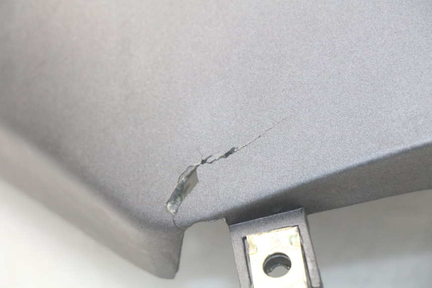 photo de PRAWY TYLNY BOK SYM ORBIT 2 4T 50 (2008 - 2017) - Szczegół części