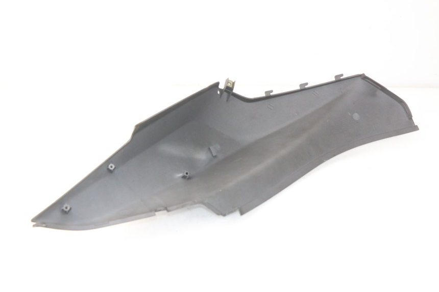 photo de PRAWY TYLNY BOK SYM ORBIT 2 4T 50 (2008 - 2017) - Zoom stanu zużycia