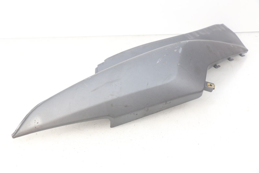 photo de PRAWY TYLNY BOK SYM ORBIT 2 4T 50 (2008 - 2017) - Zoom stanu zużycia