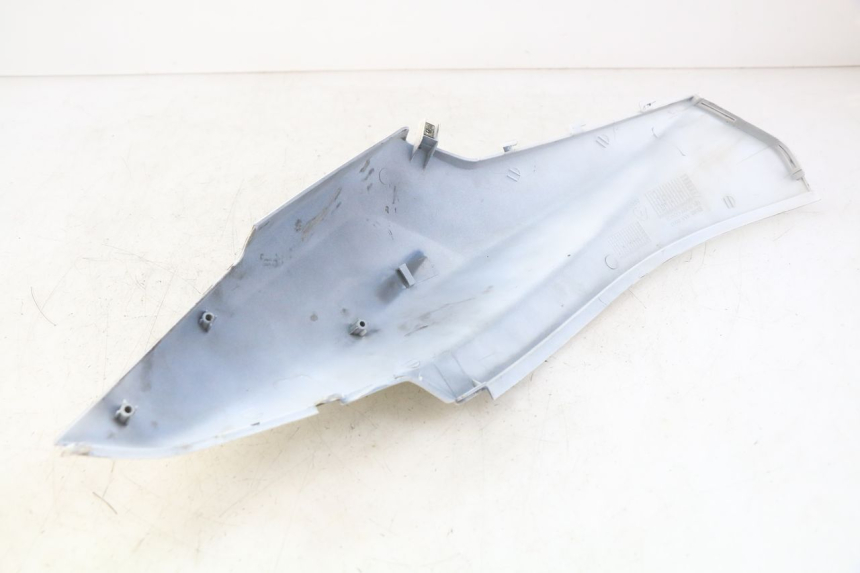 photo de PRAWY TYLNY BOK SYM ORBIT 2 4T 50 (2018 - 2022) - Inny kąt widzenia