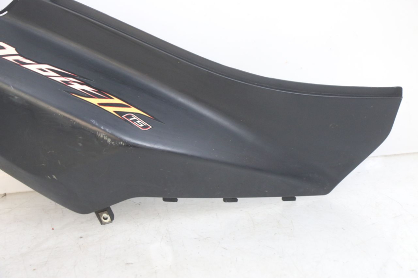 photo de PRAWY TYLNY BOK SYM ORBIT 2 TS 2T 50 (2011 - 2016) - Zbliżenie techniczne