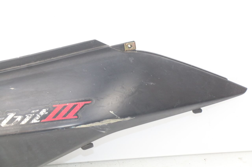 photo de PRAWY TYLNY BOK SYM ORBIT III 3 4T 50 (2018 - 2021) - Szczegóły charakterystyczne