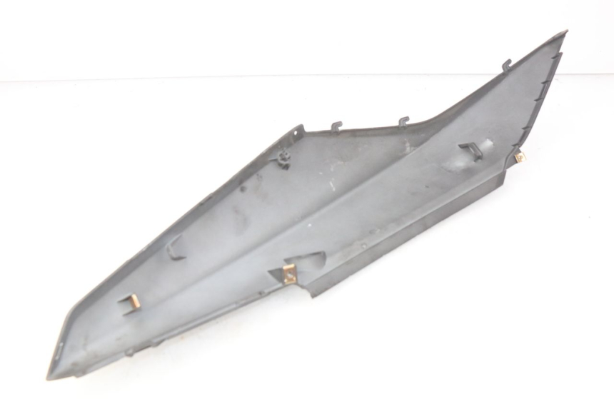 photo de PRAWY TYLNY BOK SYM ORBIT III 3 4T 50 (2018 - 2021) - Zoom stanu zużycia