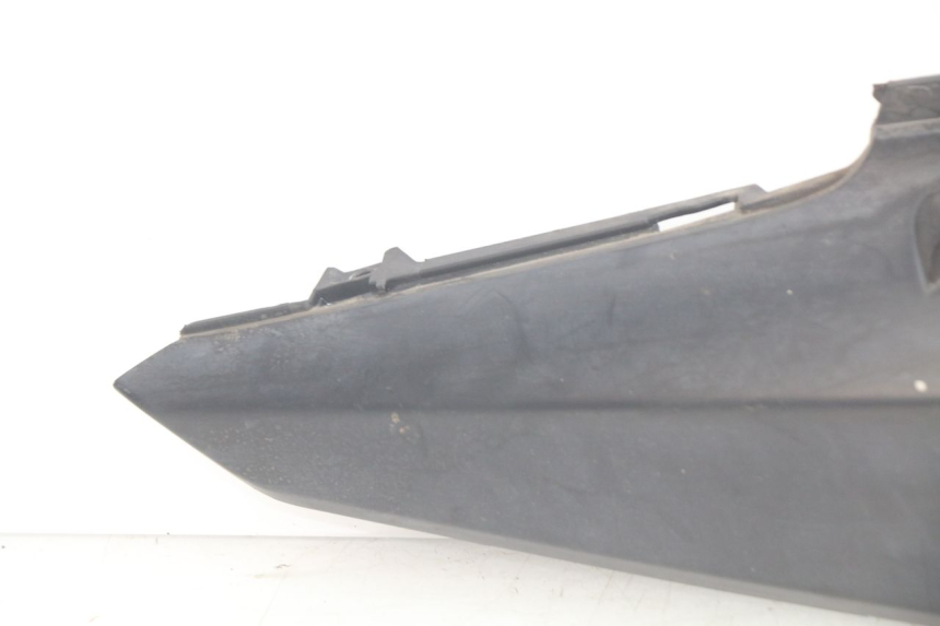 photo de PRAWY TYLNY BOK SYM ORBIT III 3 4T 50 (2018 - 2021) - Oznaczenia i referencje