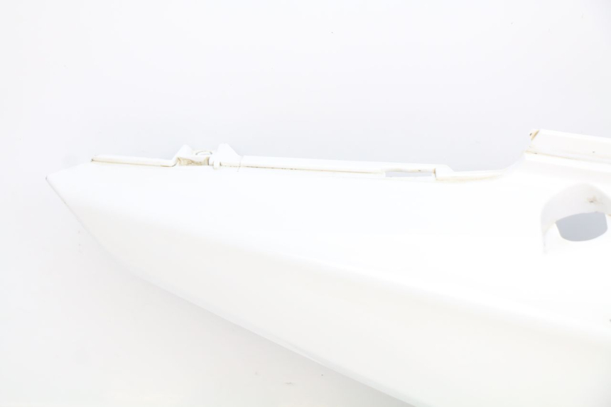 photo de PRAWY TYLNY BOK SYM ORBIT III 3 4T 50 (2018 - 2021) - Zbliżenie komponentów