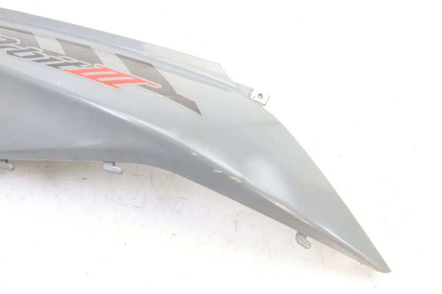 photo de PRAWY TYLNY BOK SYM ORBIT III 3 4T 50 (2021 - 2025) - Inny kąt widzenia