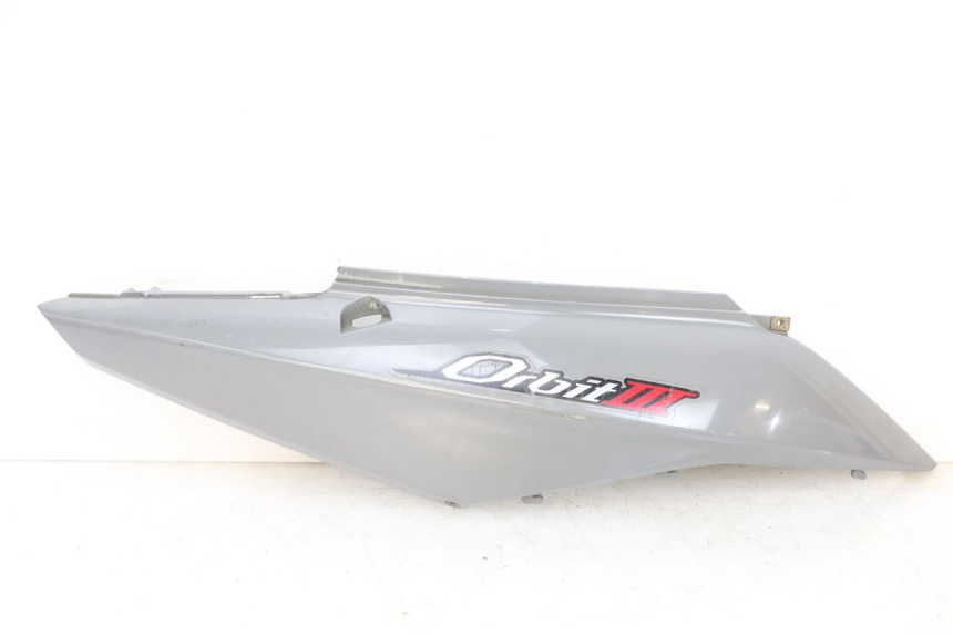 photo de PRAWY TYLNY BOK SYM ORBIT III 3 4T 50 (2021 - 2025) - Widok główny