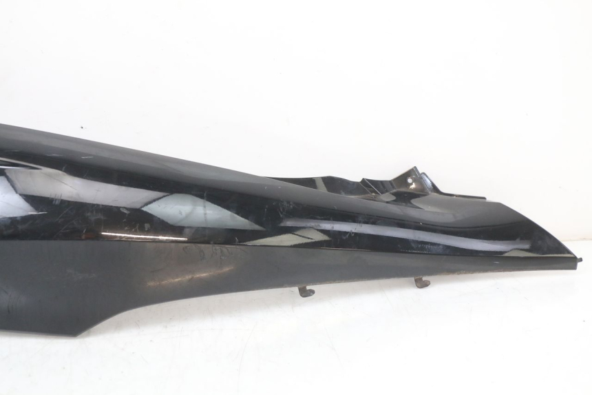 photo de PRAWY TYLNY BOK HONDA PCX (JF28) 125 (2009 - 2011) - Inny kąt widzenia