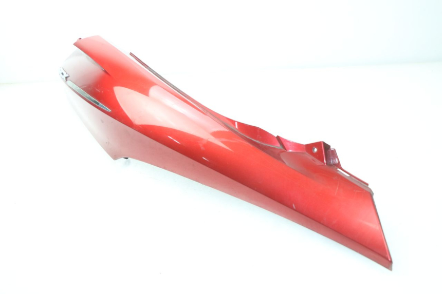 photo de PRAWY TYLNY BOK HONDA PCX (JF47) 125 (2012 - 2013) - Szczegóły charakterystyczne