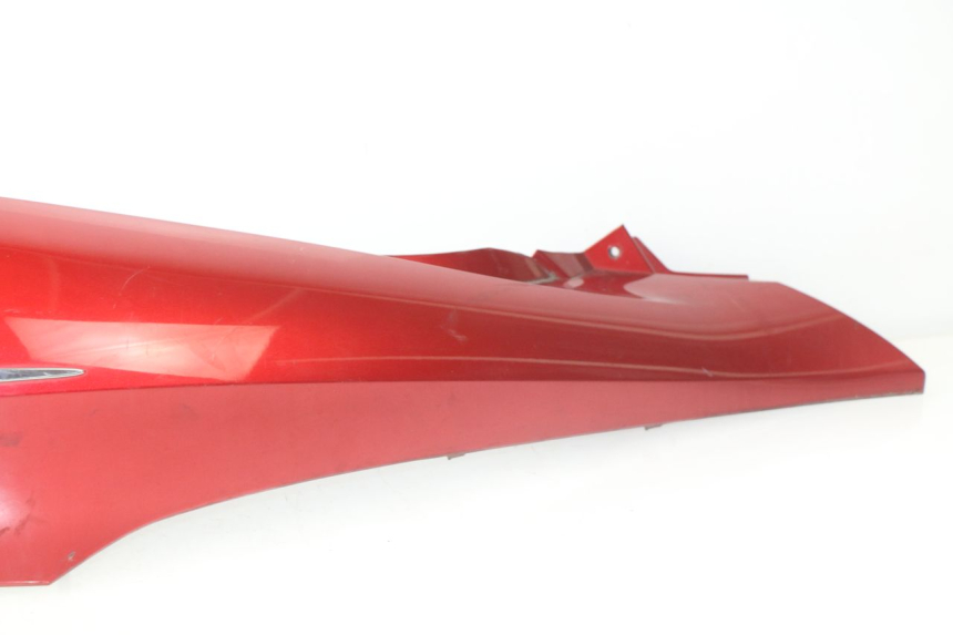 photo de PRAWY TYLNY BOK HONDA PCX (JF47) 125 (2012 - 2013) - Zbliżenie komponentów