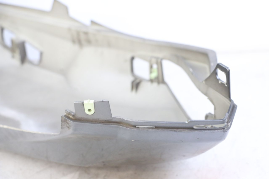 photo de PRAWY TYLNY BOK PEUGEOT SATELIS 125 (2010 - 2012) - Zoom stanu zużycia