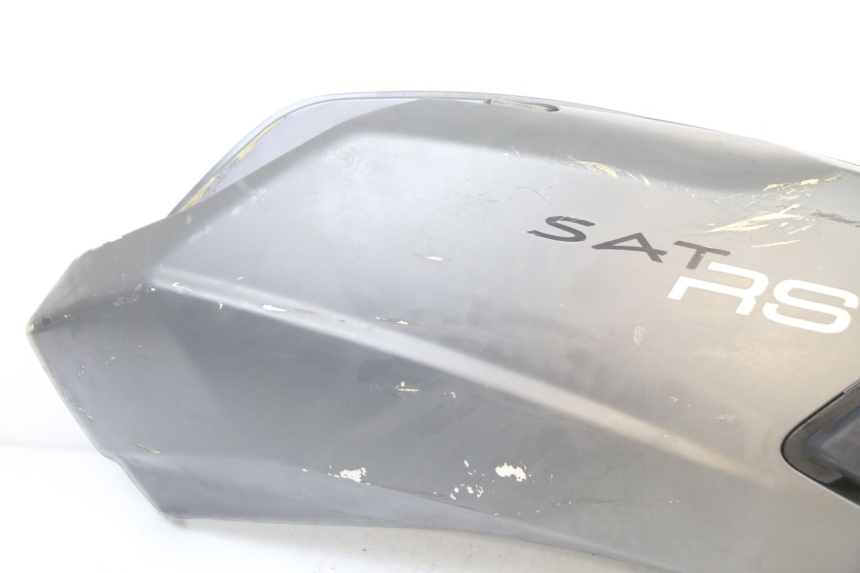 photo de PRAWY TYLNY BOK PEUGEOT SATELIS 125 (2013 - 2018) - Szczegół części