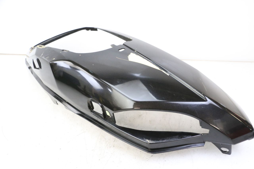 photo de PRAWY TYLNY BOK PEUGEOT SATELIS COMPRESSOR K15 125 (2006 - 2009) - Szczegóły charakterystyczne