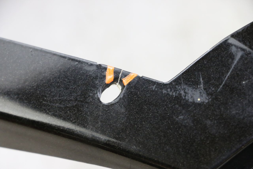 photo de PRAWY TYLNY BOK PEUGEOT SATELIS COMPRESSOR K15 125 (2006 - 2009) - Zoom stanu zużycia