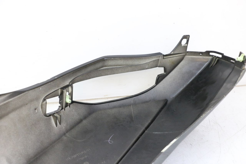 photo de PRAWY TYLNY BOK PEUGEOT SATELIS COMPRESSOR K15 125 (2006 - 2009) - Widok ogólny