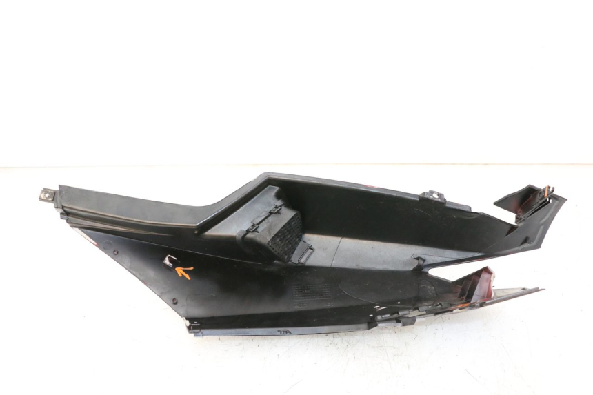 photo de PRAWY TYLNY BOK PEUGEOT SPEEDFIGHT 3 LC 2T 50 (2009 - 2015) - Widok główny