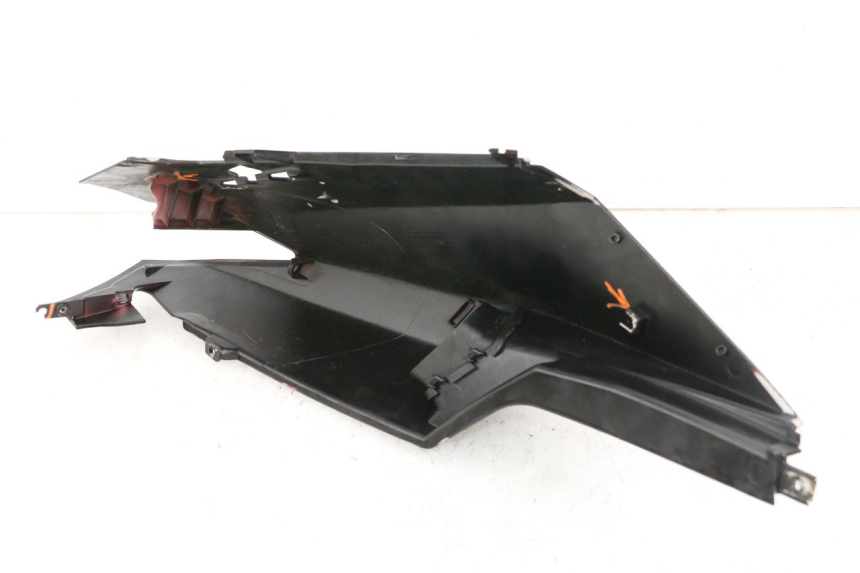 photo de PRAWY TYLNY BOK PEUGEOT SPEEDFIGHT 3 LC 2T 50 (2009 - 2015) - Część sprawdzona