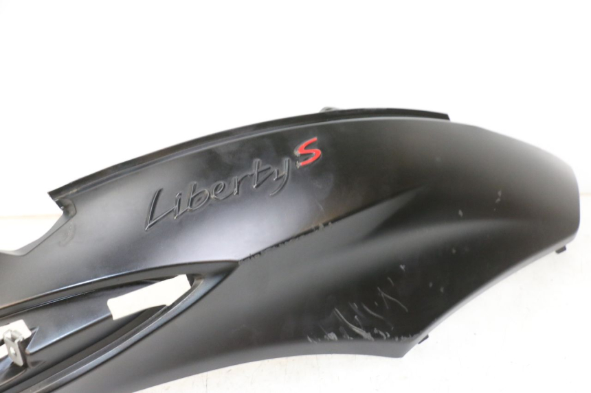photo de PRAWY TYLNY BOK PIAGGIO LIBERTY IGET 4T 50 (2021 - 2025) - Punkty mocowania