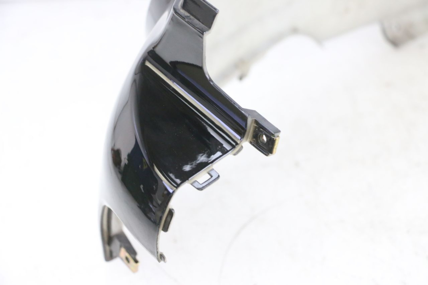 photo de PRAWY TYLNY BOK EFUN PUSA 1 - Punkty mocowania