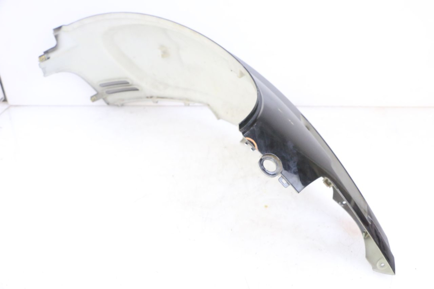 photo de PRAWY TYLNY BOK EFUN PUSA 1 - Stan powierzchni