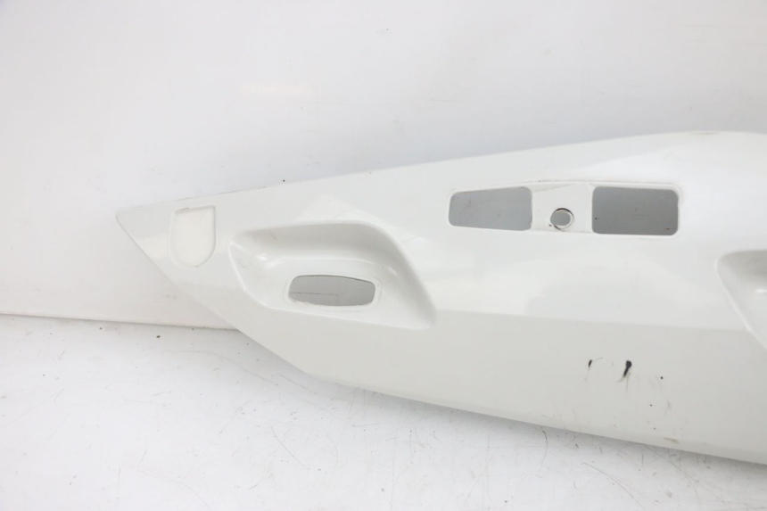 photo de PRAWY TYLNY BOK BMW R RT ABS 1200 (2010 - 2014) - Zbliżenie komponentów