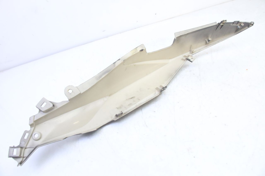 photo de PRAWY TYLNY BOK MAG POWER R-STREET 50 (2016 - 2025) - Widok ogólny