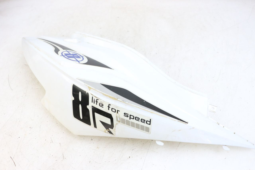 photo de PRAWY TYLNY BOK EUROCKA R8 4T 50 (2013 - 2022) - Zbliżenie komponentów