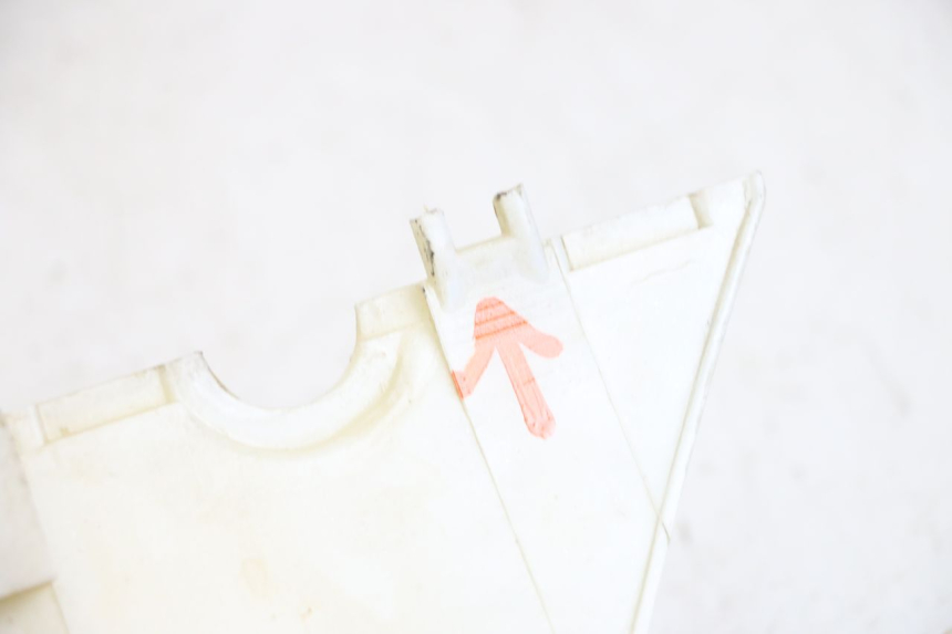 photo de PRAWY TYLNY BOK EUROCKA R8 4T 50 (2013 - 2022) - Punkty mocowania