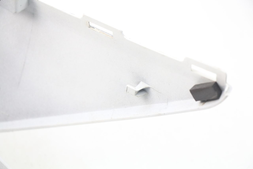 photo de PRAWY TYLNY BOK DAELIM S3 125 (2010 - 2017) - Zoom stanu zużycia