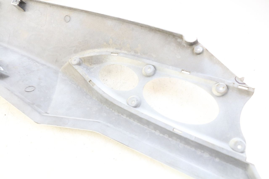 photo de PRAWY TYLNY BOK DAELIM S3 125 (2010 - 2017) - Szczegół części