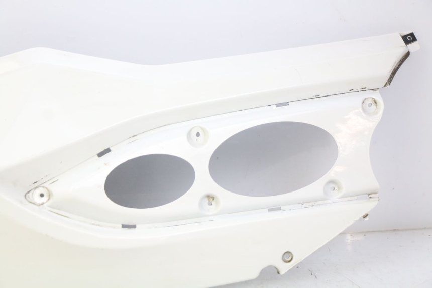 photo de PRAWY TYLNY BOK DAELIM S3 125 (2010 - 2017) - Widok z bliska