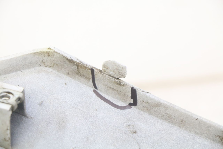 photo de PRAWY TYLNY BOK DAELIM S3 125 (2010 - 2017) - Inny kąt widzenia