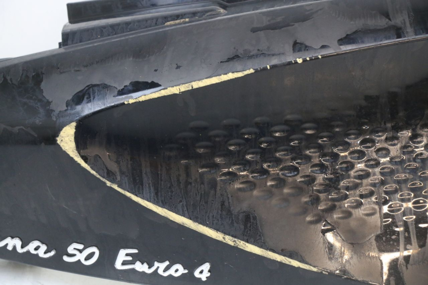 photo de PRAWY TYLNY BOK JM MOTORS SANTANA 50 (2014 - 2023) - Stan powierzchni