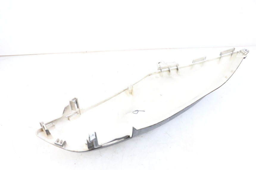 photo de PRAWY TYLNY BOK JM MOTORS SANTANA 50 (2014 - 2023) - Szczegół części