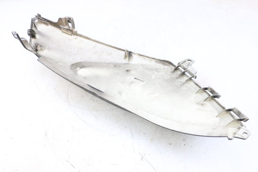 photo de PRAWY TYLNY BOK JM MOTORS SANTANA 50 (2014 - 2023) - Szczegół części